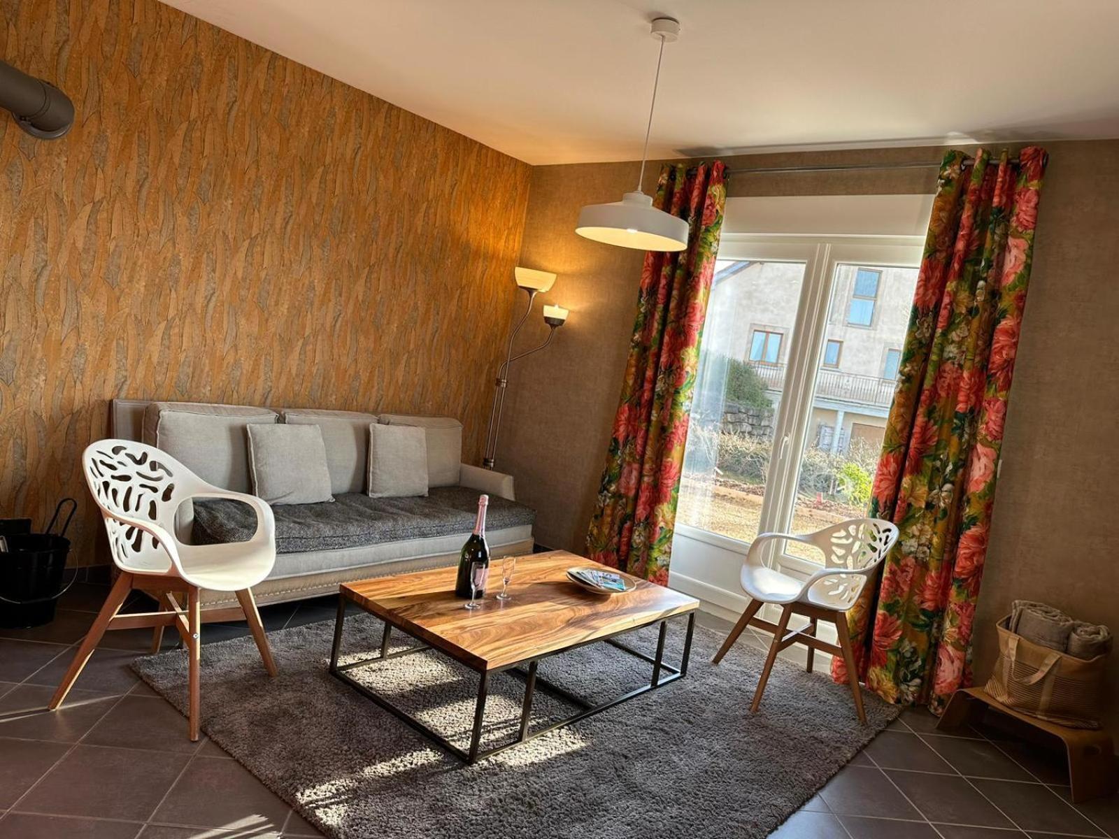 Le Charme Villa Cernay-les-Reims Exterior photo